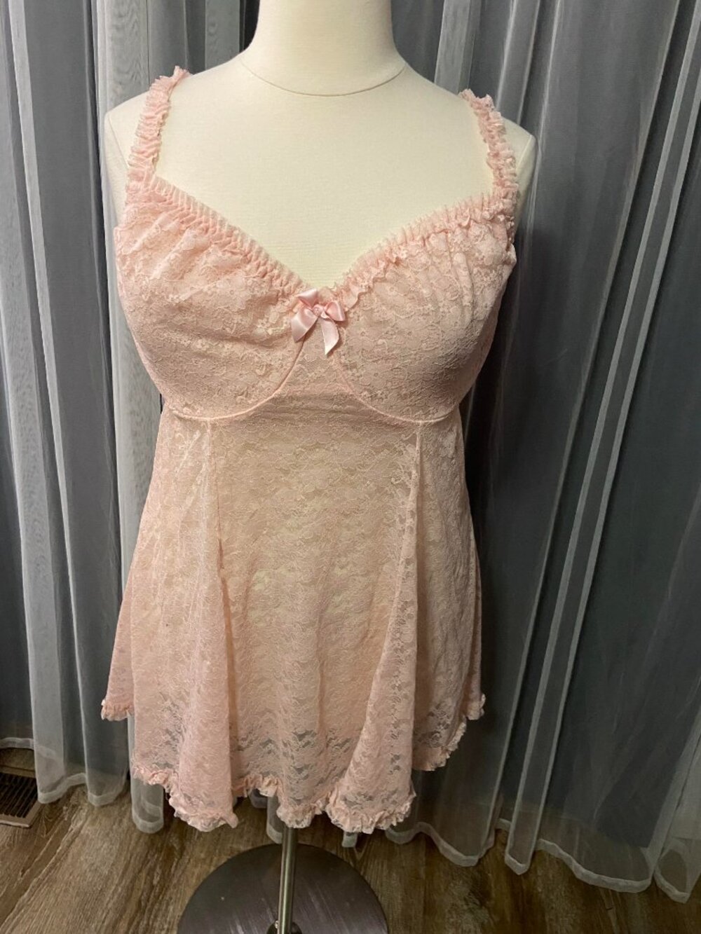 Torrid NWT Women's Light Pink Lace Underwire Babydoll Size 3 - Picture 4 of 7